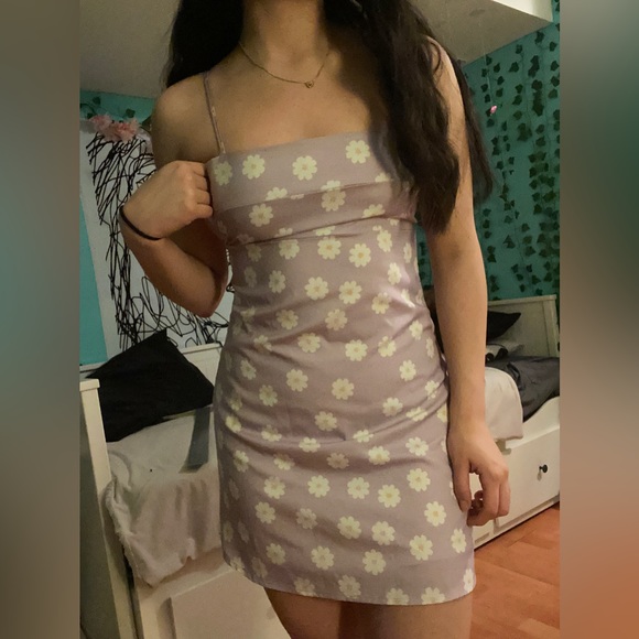 ❤️‍🔥3 / 30❤️‍🔥 Pretty Daisy Dress - Picture 9 of 16
